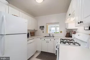 1223 O St NW, Washington, DC 20005 - Photo 38