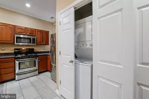 1117 O St NW, Washington, DC 20005 - Photo 10