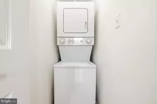 1621 T St NW, Washington, DC 20009 - Photo 28