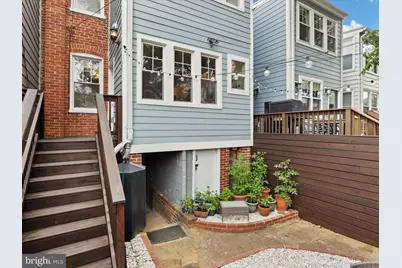 1813 Bay Street SE, Washington, DC 20003 - Photo 14
