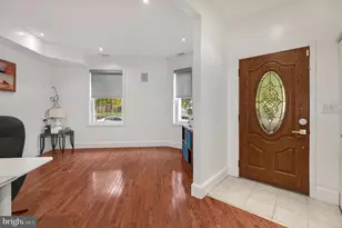 729 NW Kenyon Street NW, Washington, DC 20010 - Photo 12