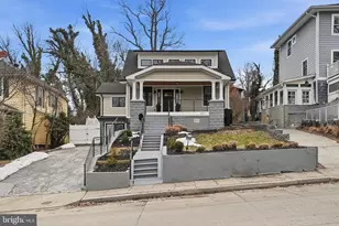 2211 Franklin St NE, Washington, DC 20018 - Photo 2