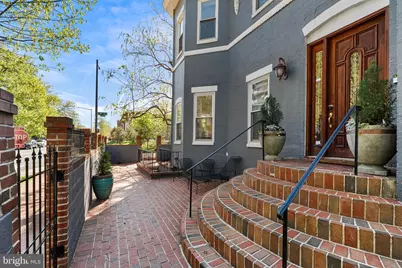 656 9th Street NE, Washington, DC 20002 - Photo 4