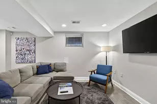 1628 Massachusetts Ave SE, Washington, DC 20003 - Photo 30