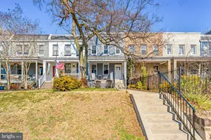 1628 Massachusetts Ave SE, Washington, DC 20003 - Photo 38