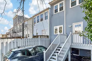 1628 Massachusetts Ave SE, Washington, DC 20003 - Photo 36