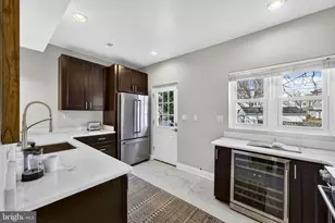 1628 Massachusetts Ave SE, Washington, DC 20003 - Photo 12