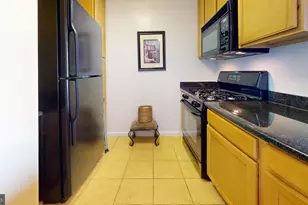 355 I Street SW, Washington, DC 20024 - Photo 10