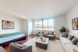 355 I Street SW, Washington, DC 20024 - Photo 4