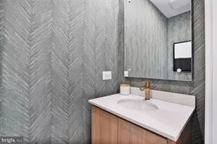 61 Lower Service Ct NW, Washington, DC 20001 - Photo 12