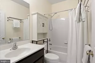 257 14th St SE, Washington, DC 20003 - Photo 16