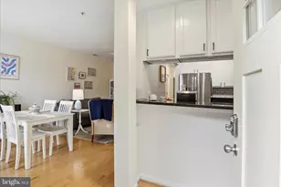 257 14th St SE, Washington, DC 20003 - Photo 6