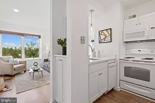 1736 Willard St NW, Washington, DC 20009 - Photo 2