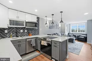 1712 Corcoran St NW, Washington, DC 20009 - Photo 12