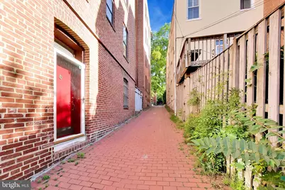 3014 Dent Place NW #4E, Washington, DC 20007 - Photo 2