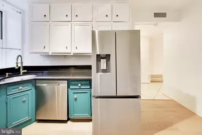 3014 Dent Place NW #4E, Washington, DC 20007 - Photo 4