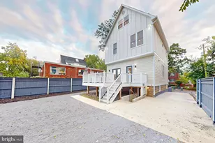 2806 Franklin St NE, Washington, DC 20018 - Photo 34