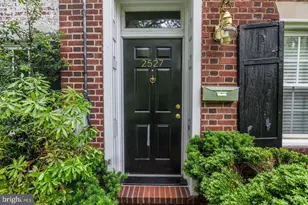 2527 Waterside Dr NW, Washington, DC 20008 - Photo 2