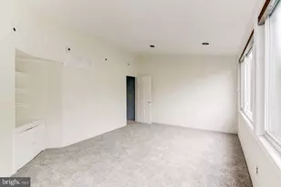 2527 Waterside Dr NW, Washington, DC 20008 - Photo 20