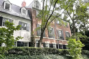 2527 Waterside Dr NW, Washington, DC 20008 - Photo 4