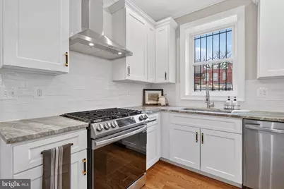 915 Hamilton Street NW, Washington, DC 20011 - Photo 8