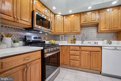 3001 Veazey Terrace NW #1505, Washington, DC 20008 - Photo 8