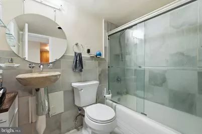 1330 New Hampshire Avenue NW #911, Washington, DC 20036 - Photo 16