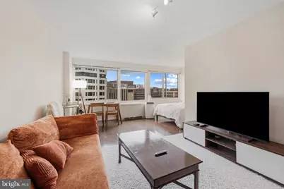 1330 New Hampshire Avenue NW #911, Washington, DC 20036 - Photo 4