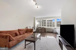 1330 New Hampshire Ave NW, Washington, DC 20036 - Photo 6