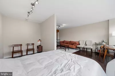 1330 New Hampshire Avenue NW #911, Washington, DC 20036 - Photo 12