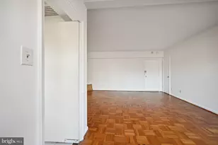 2500 Q St NW, Washington, DC 20007 - Photo 8