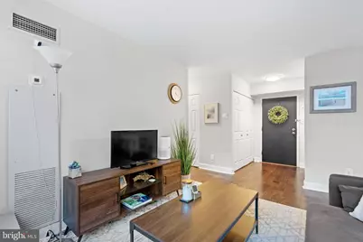 1245 13th Street NW #215, Washington, DC 20005 - Photo 8