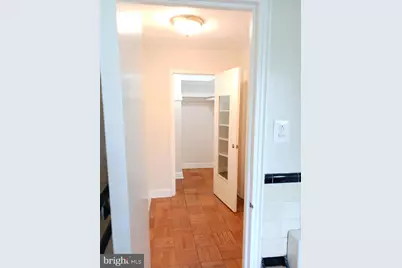 2500 Q Street NW #229, Washington, DC 20007 - Photo 18