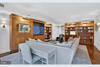 1111 23rd Street NW #2B, Washington, DC 20037 - Photo 4