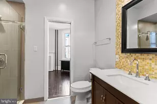 1305 Fairmont St NW, Washington, DC 20009 - Photo 32