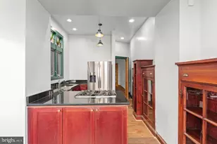 1305 Fairmont St NW, Washington, DC 20009 - Photo 22