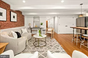 1109 M St NW, Washington, DC 20005 - Photo 8