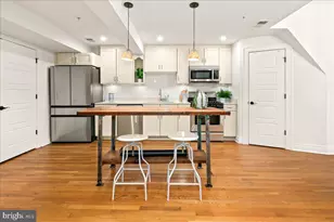 1109 M St NW, Washington, DC 20005 - Photo 12