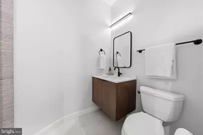 2525 Pennsylvania Avenue NW #301, Washington, DC 20037 - Photo 18