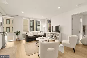 1761 P St NW, Washington, DC 20036 - Photo 6