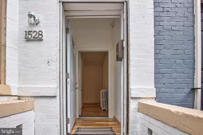 1528 E Street SE, Washington, DC 20003 - Photo 4