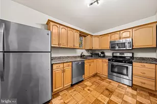 3001 Veazey Terrace NW, Washington, DC 20008 - Photo 8