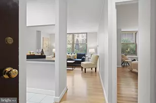 1260 21st St NW, Washington, DC 20036 - Photo 2