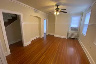 1713 Kilbourne Pl NW, Washington, DC 20010 - Photo 2