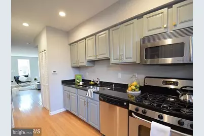 624 14th Place NE, Washington, DC 20002 - Photo 8