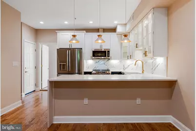 1609 17th Street SE #202, Washington, DC 20020 - Photo 2