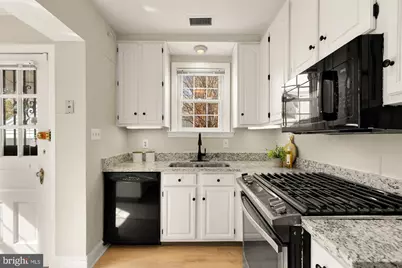 3918 17th Place NE, Washington, DC 20018 - Photo 16