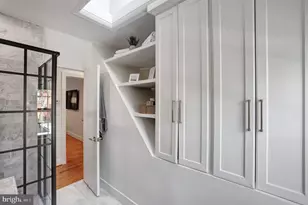 708 I St SE, Washington, DC 20003 - Photo 30