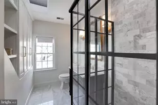 708 I St SE, Washington, DC 20003 - Photo 28