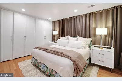 708 I Street SE, Washington, DC 20003 - Photo 22